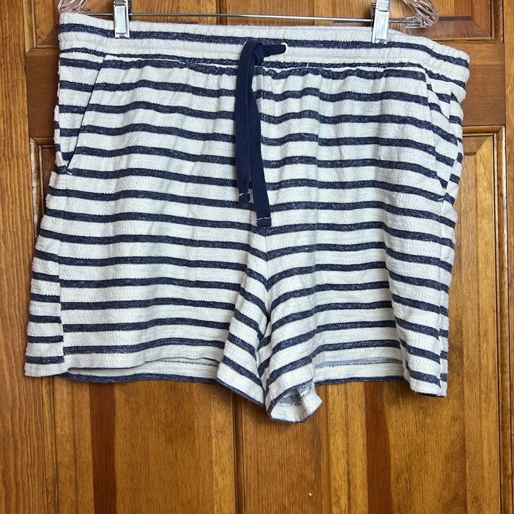 Women's Size XL Terry Feel Old Navy Blue and White Striped Shorts